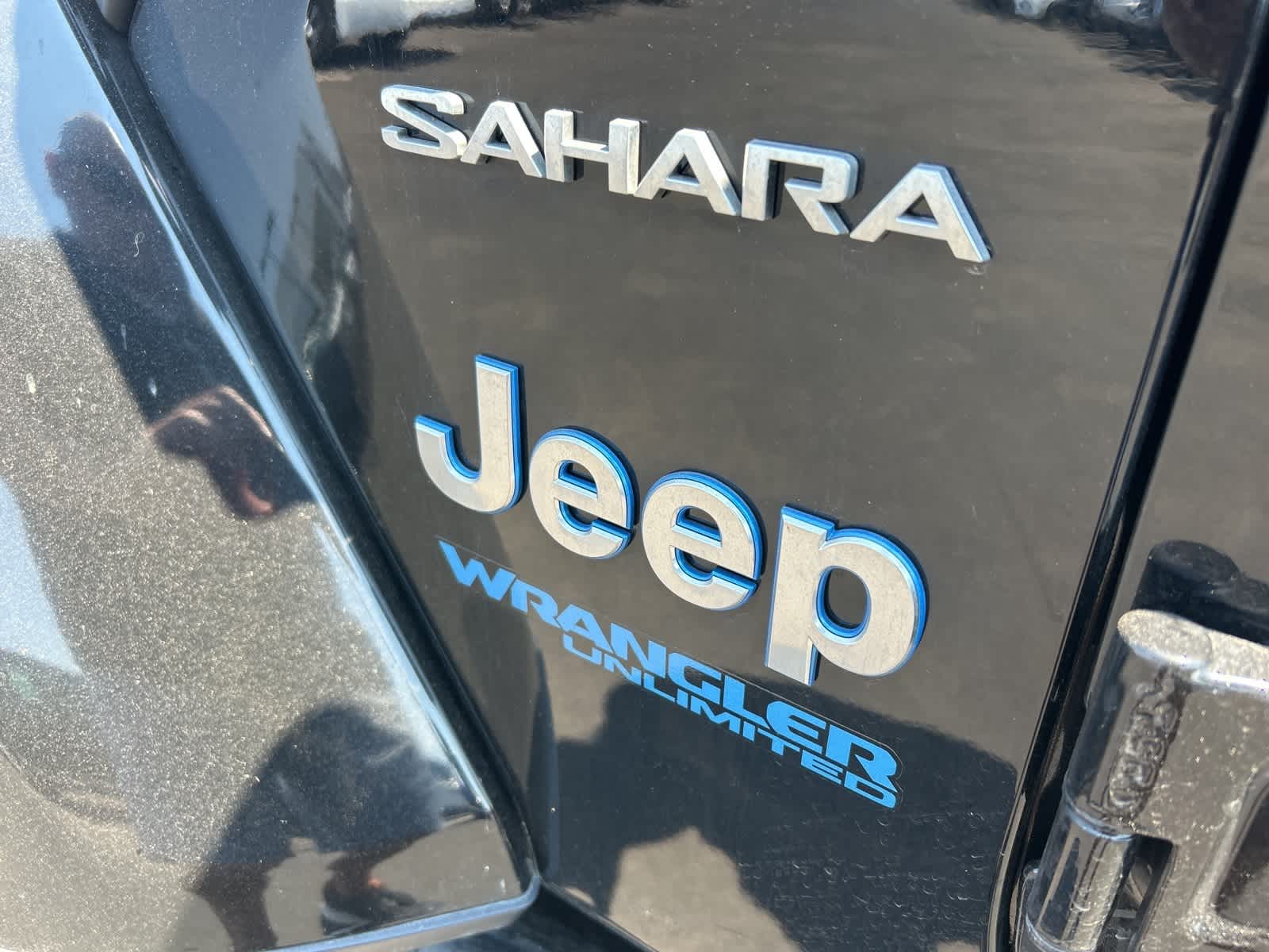Thumbnail: 2022 Jeep Wrangler - 15