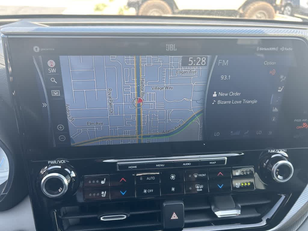 Thumbnail: 2021 Toyota Highlander - 42