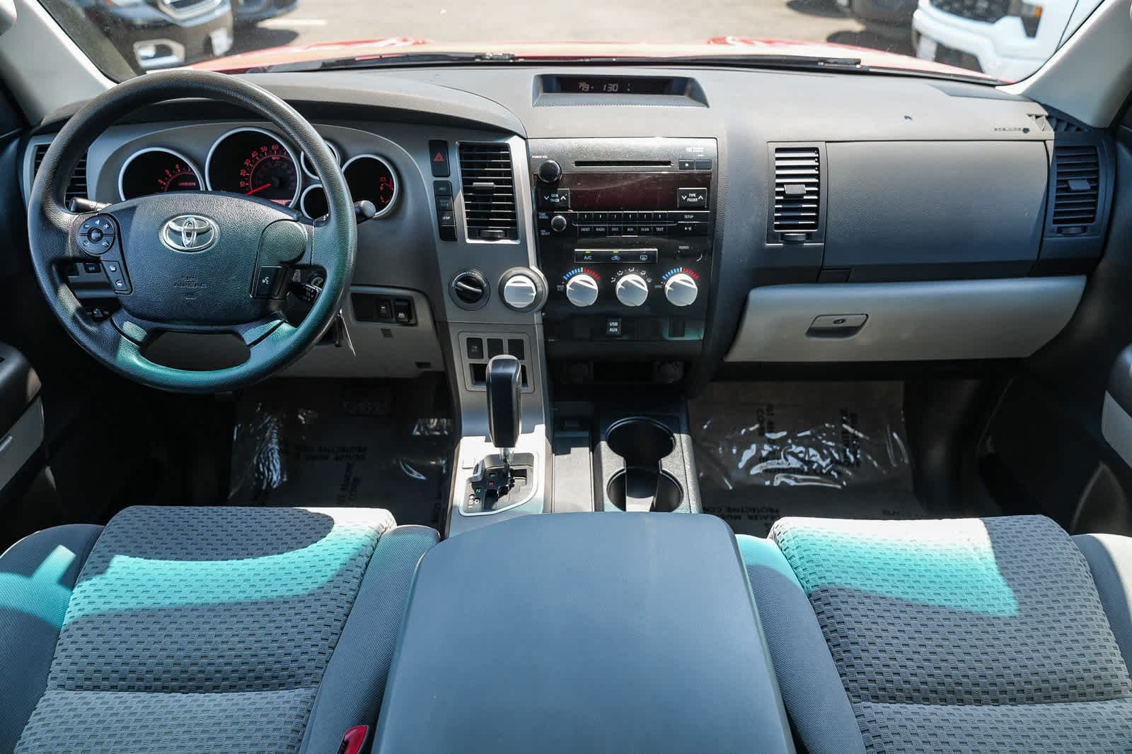 Thumbnail: 2011 Toyota Tundra - 11