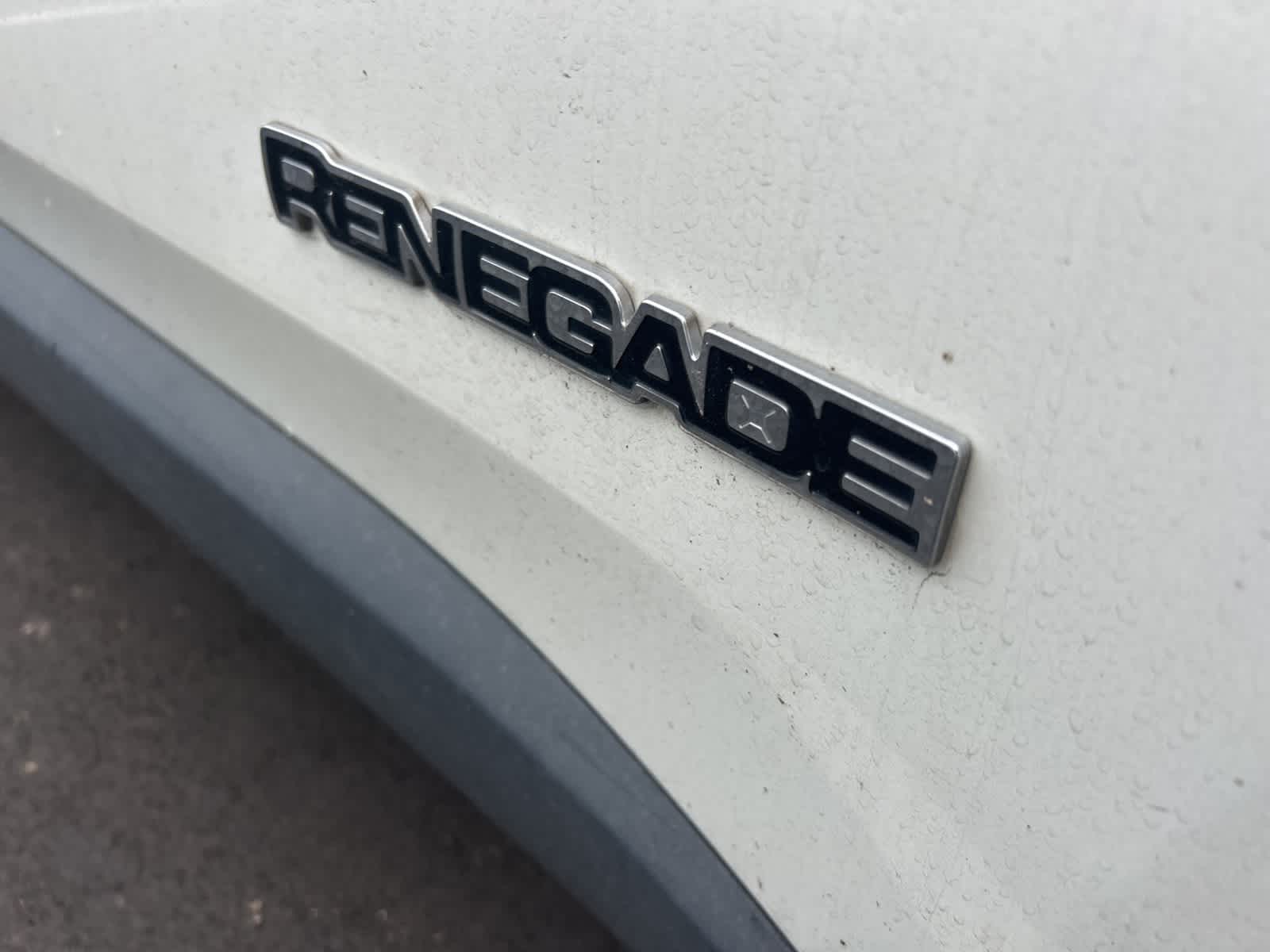 Thumbnail: 2015 Jeep Renegade - 3