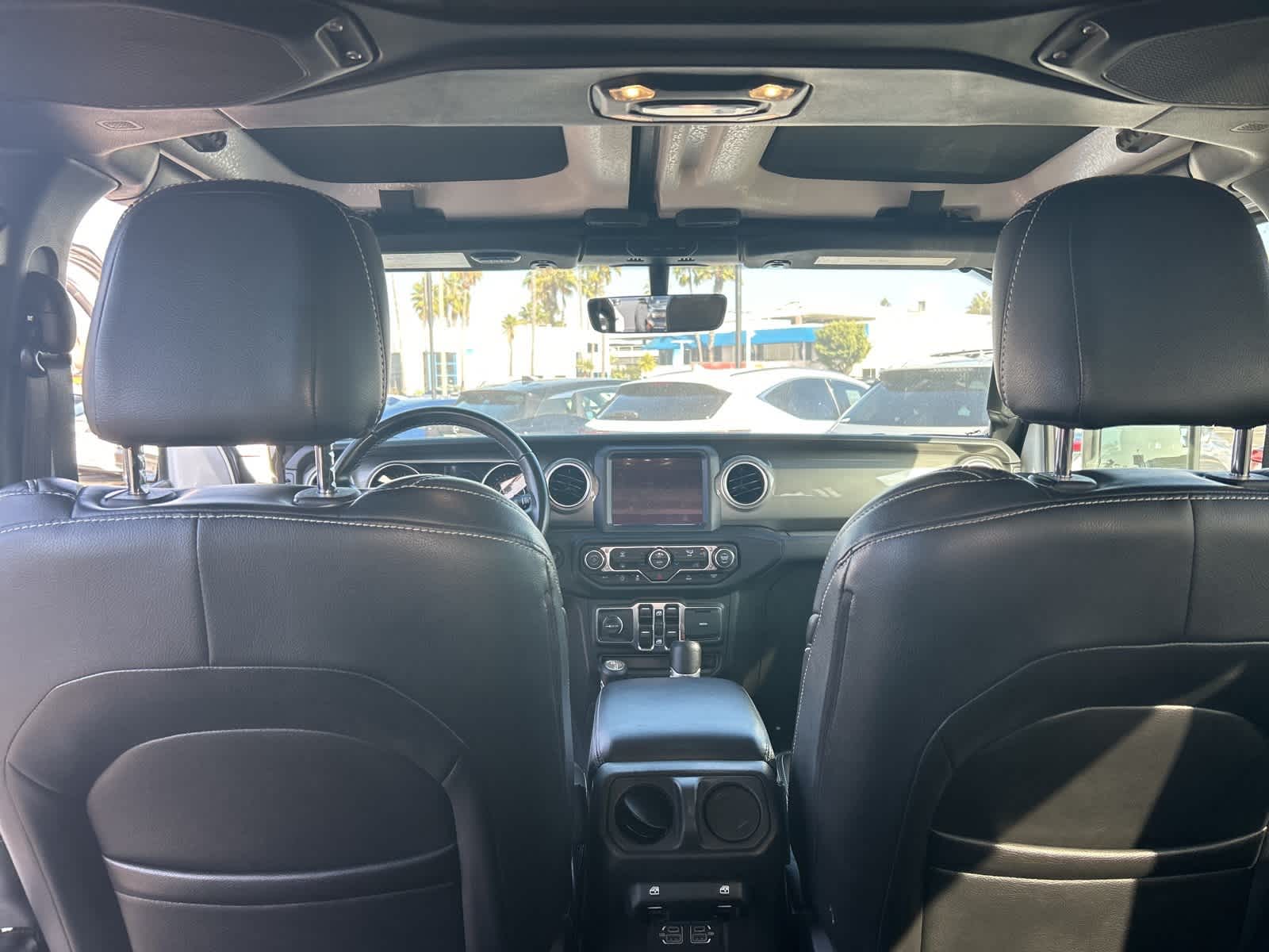 Thumbnail: 2022 Jeep Wrangler - 43