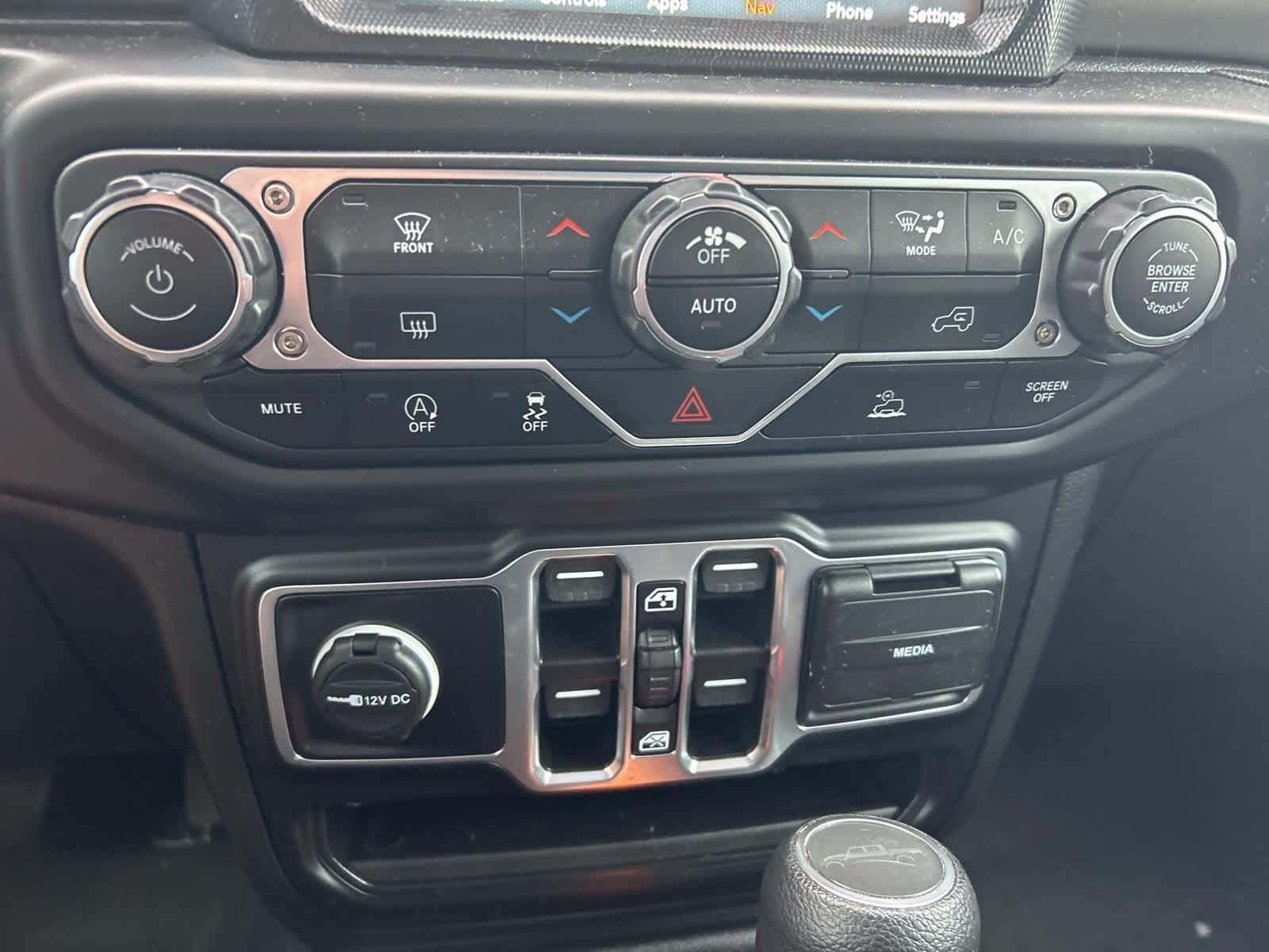 Thumbnail: 2023 Jeep Gladiator - 33