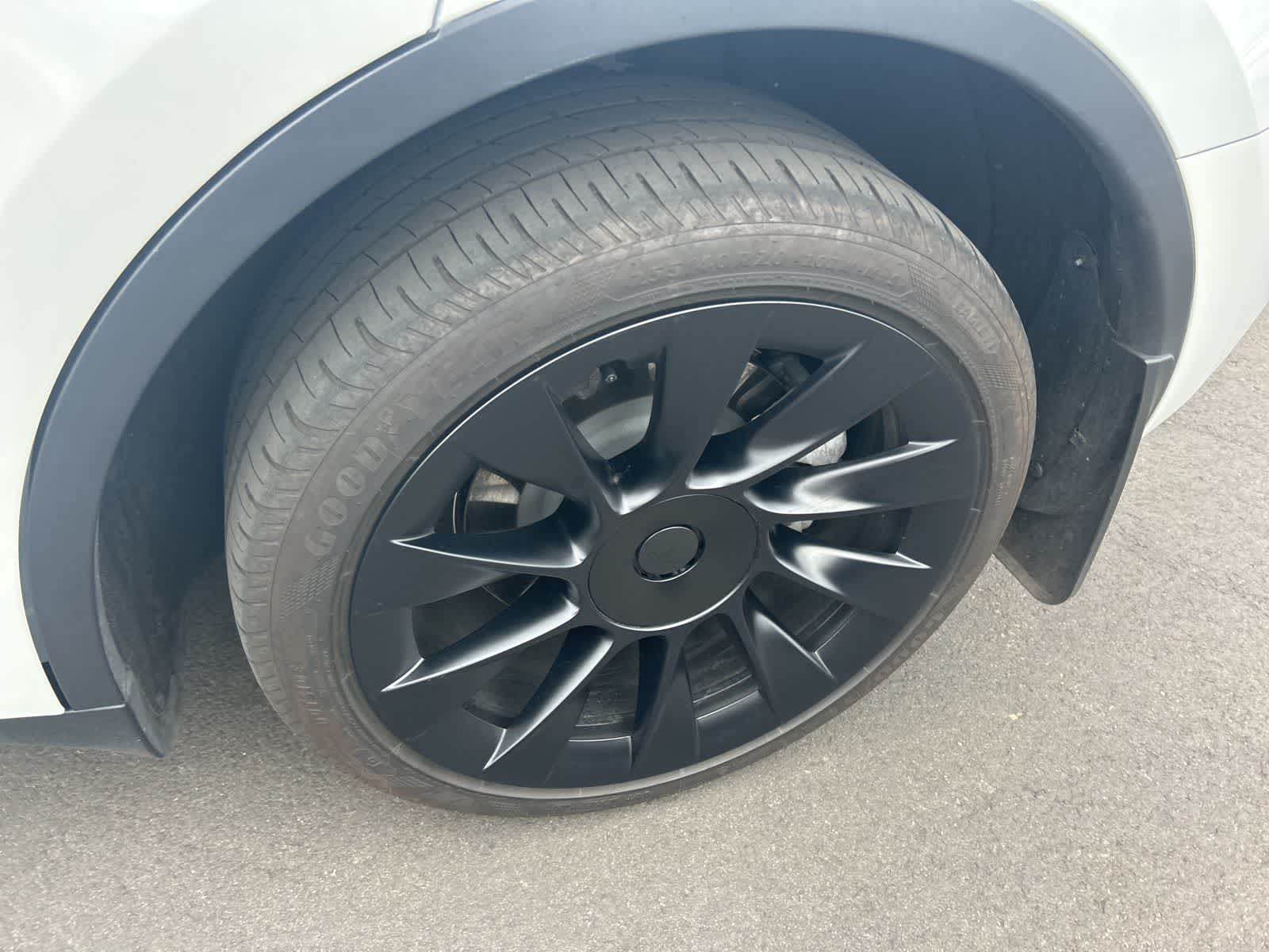 Thumbnail: 2024 Tesla Model Y - 16