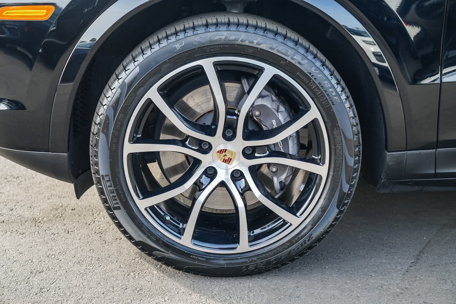 Thumbnail: 2023 Porsche  - 9