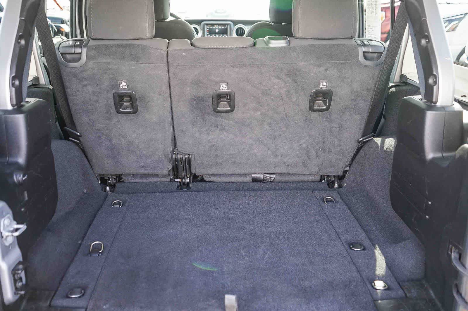 Thumbnail: 2020 Jeep Wrangler - 24