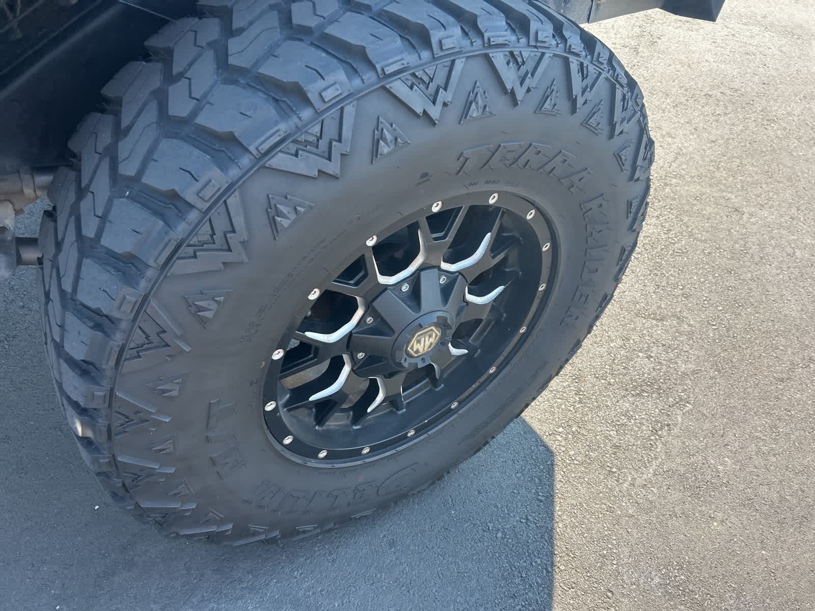 Thumbnail: 2017 Jeep Wrangler - 16
