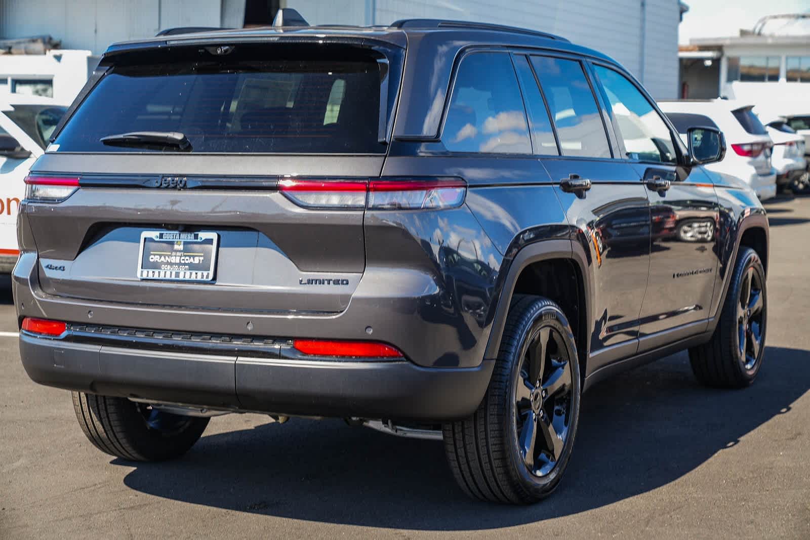 Thumbnail: 2025 Jeep Grand Cherokee - 4