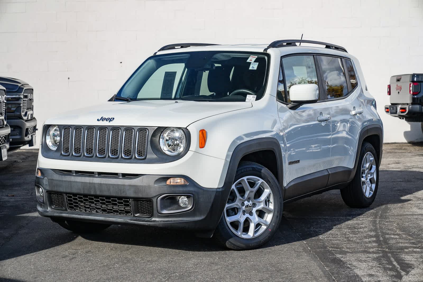 2015 Jeep Renegade Latitude -
                  Costa Mesa, CA
