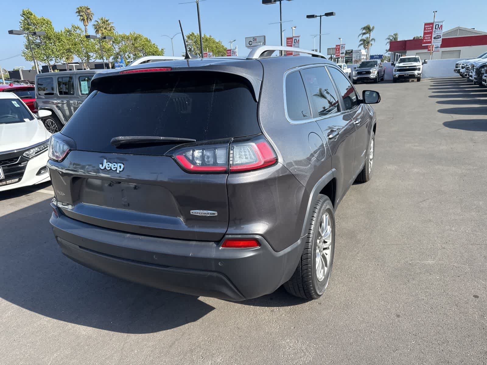 Thumbnail: 2019 Jeep Cherokee - 20