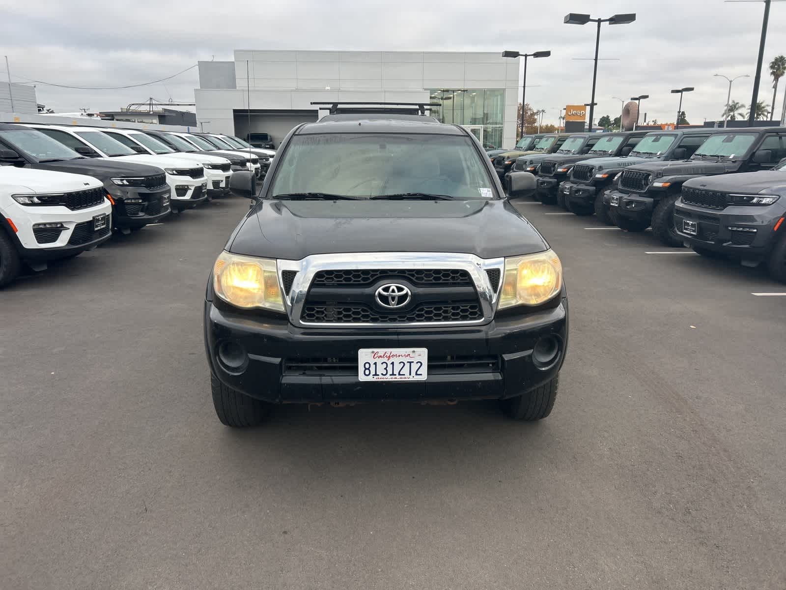 Thumbnail: 2011 Toyota Tacoma - 9