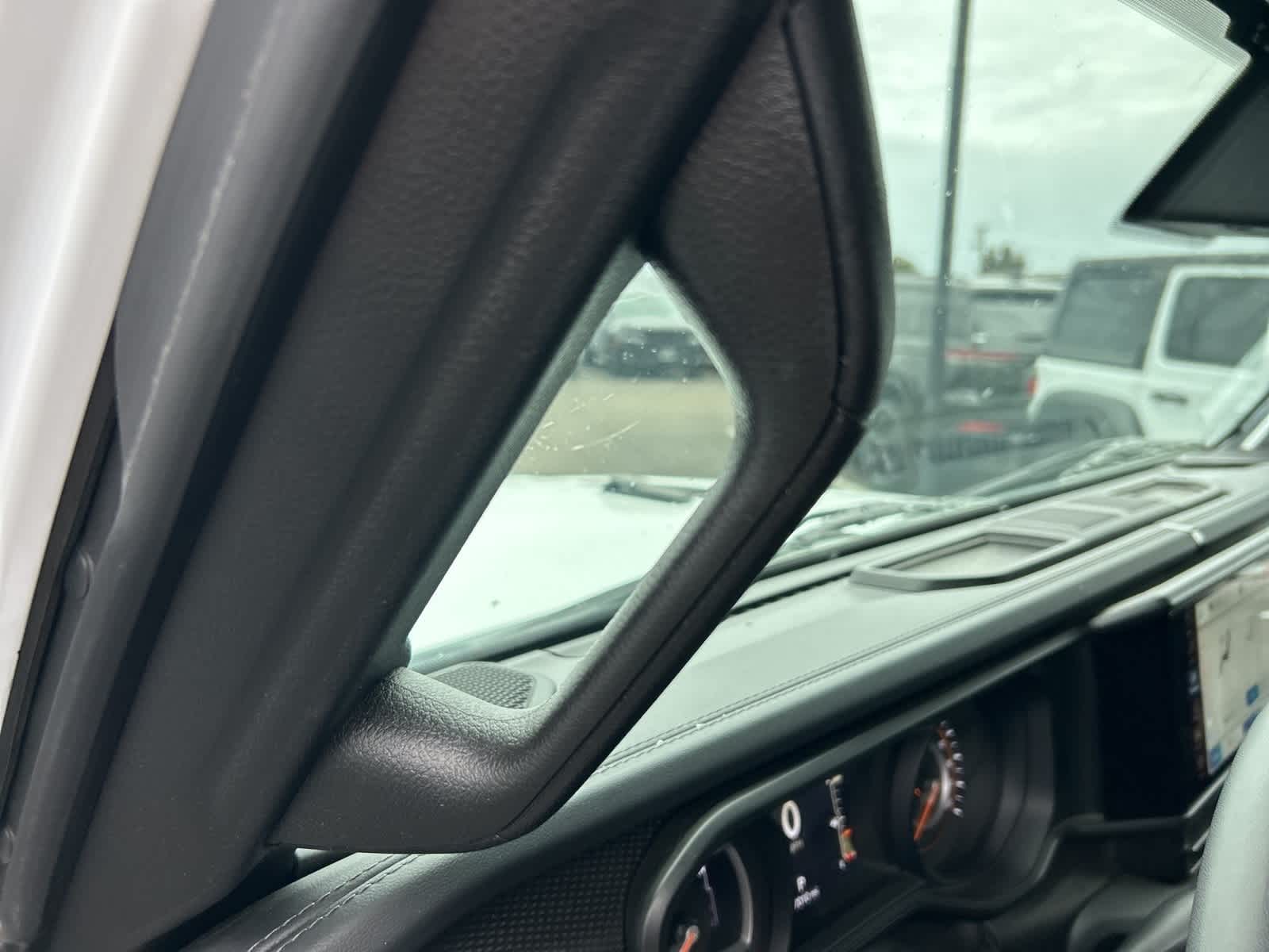 Thumbnail: 2024 Jeep Wrangler - 23