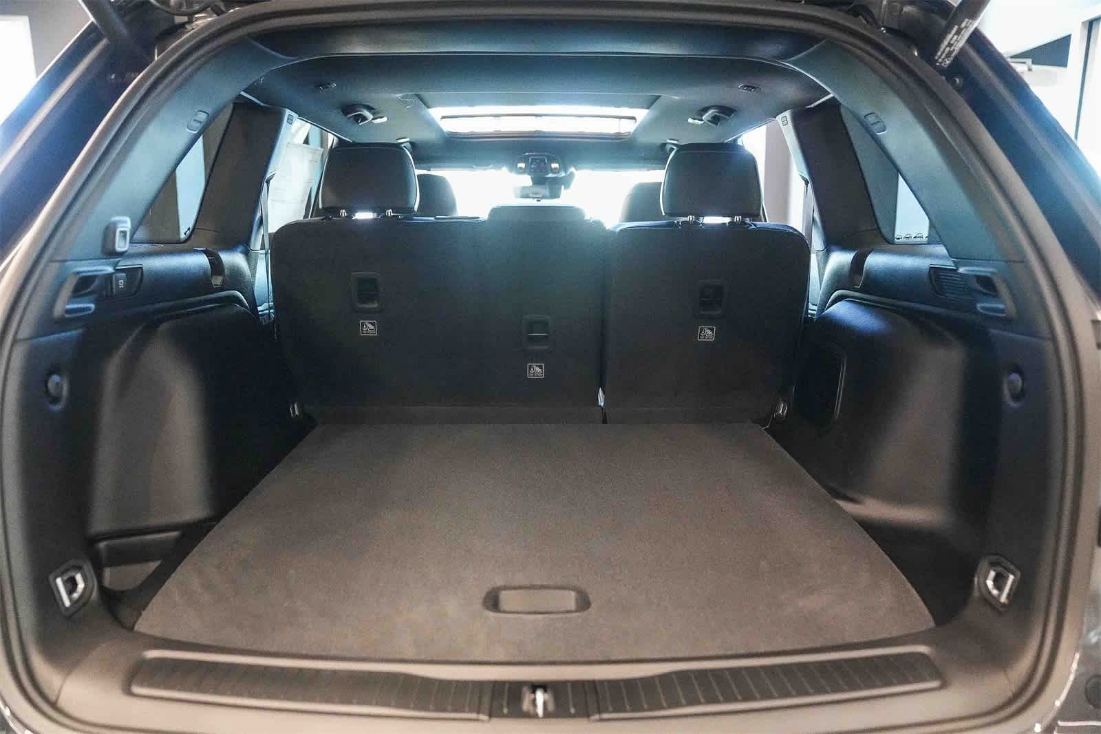 Thumbnail: 2026 Jeep Grand Cherokee - 11