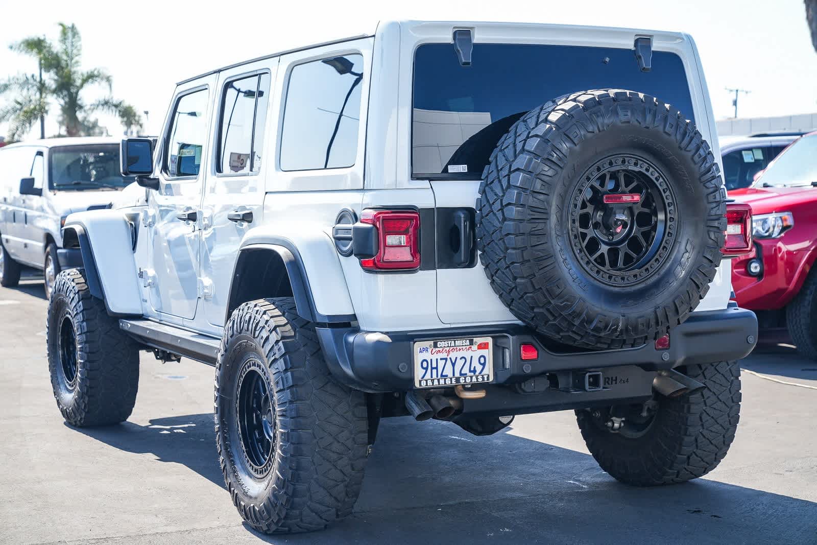 Thumbnail: 2022 Jeep Wrangler - 6