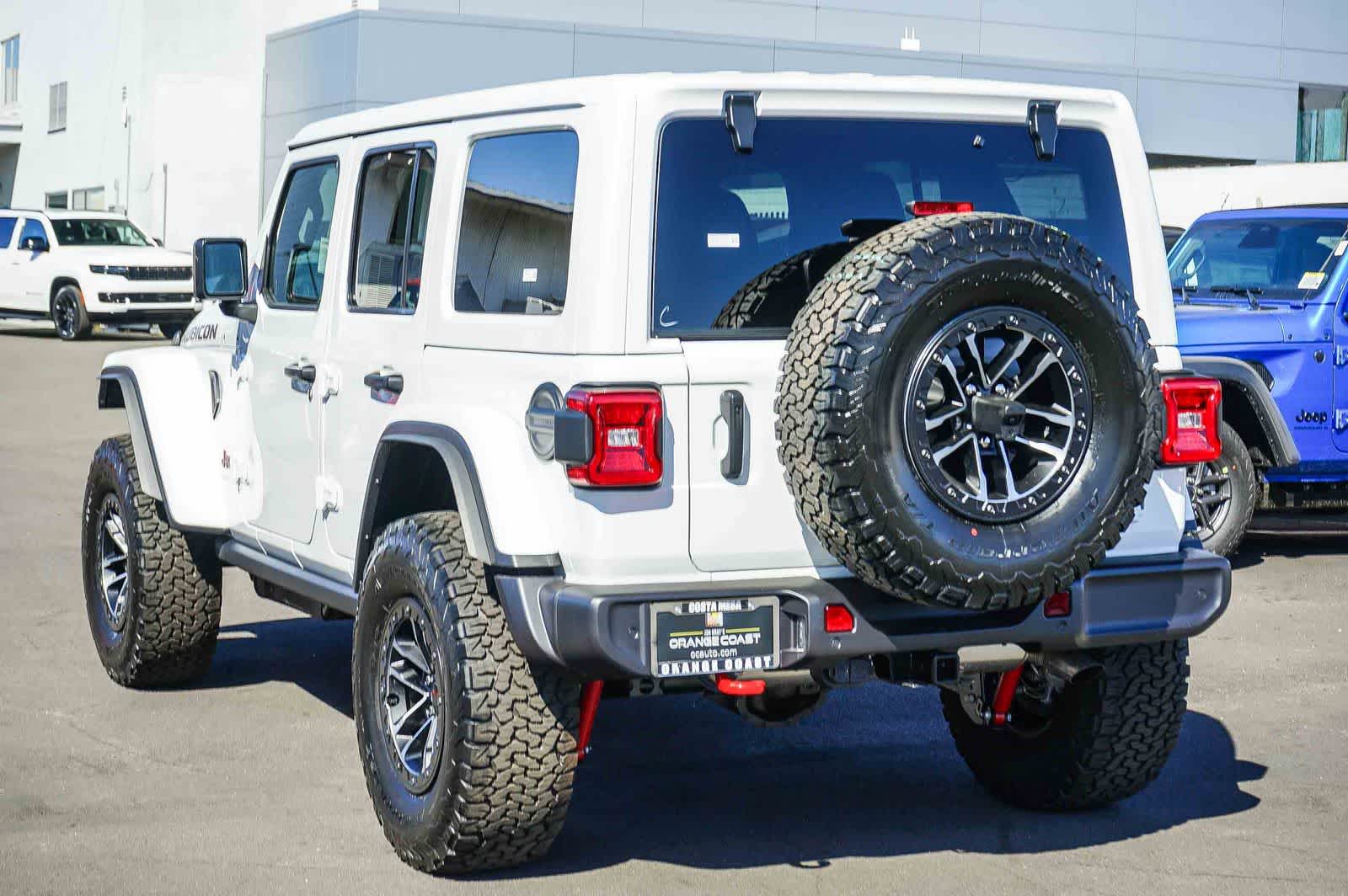Thumbnail: 2026 Jeep Wrangler - 6