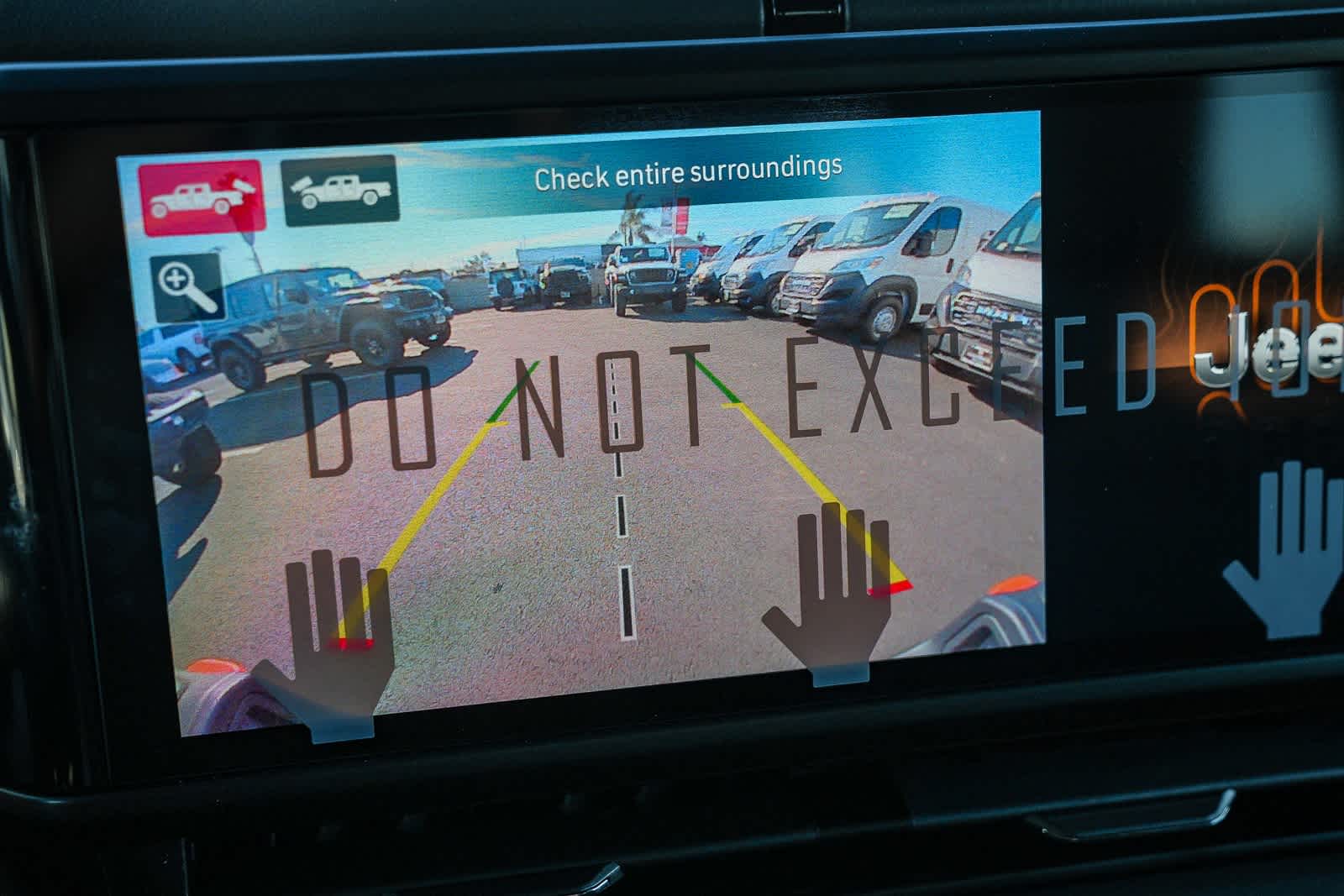 Thumbnail: 2026 Jeep Gladiator - 23