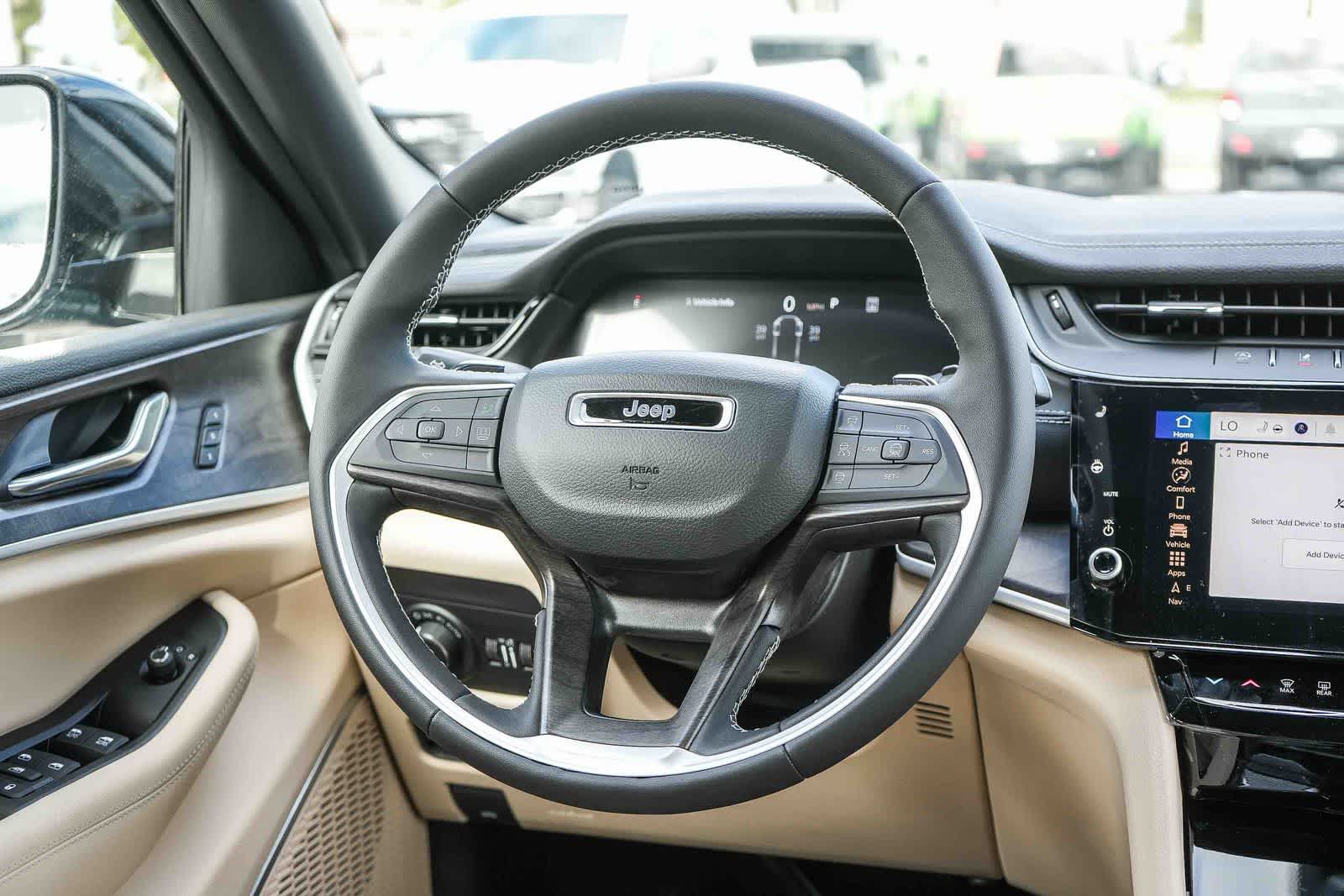 Thumbnail: 2026 Jeep Grand Cherokee L - 17