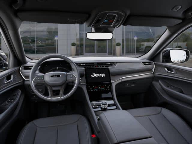 Thumbnail: 2025 Jeep Grand Cherokee - 30