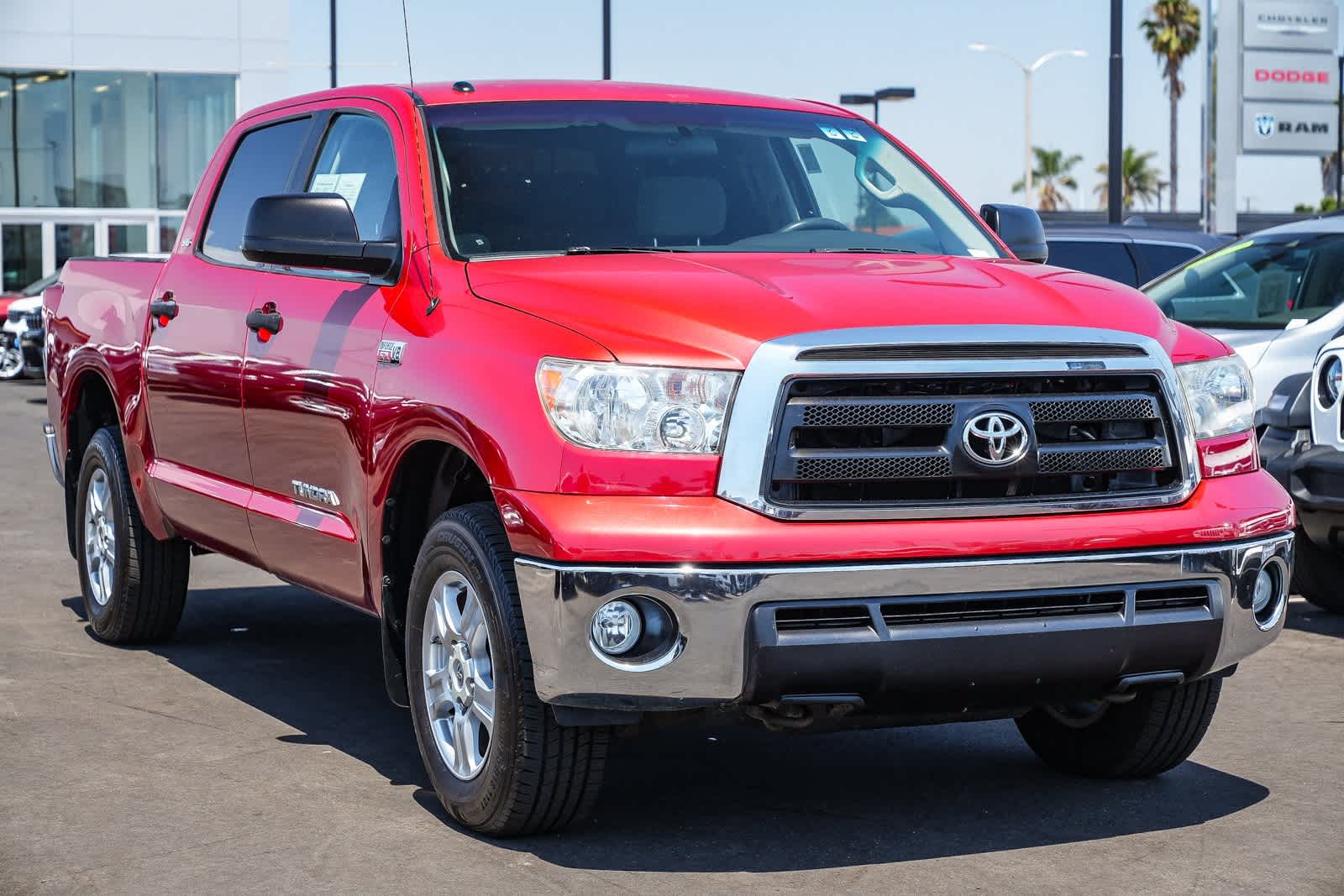 Thumbnail: 2011 Toyota Tundra - 3
