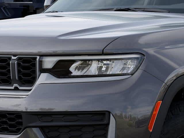 Thumbnail: 2026 Jeep Grand Cherokee - 8