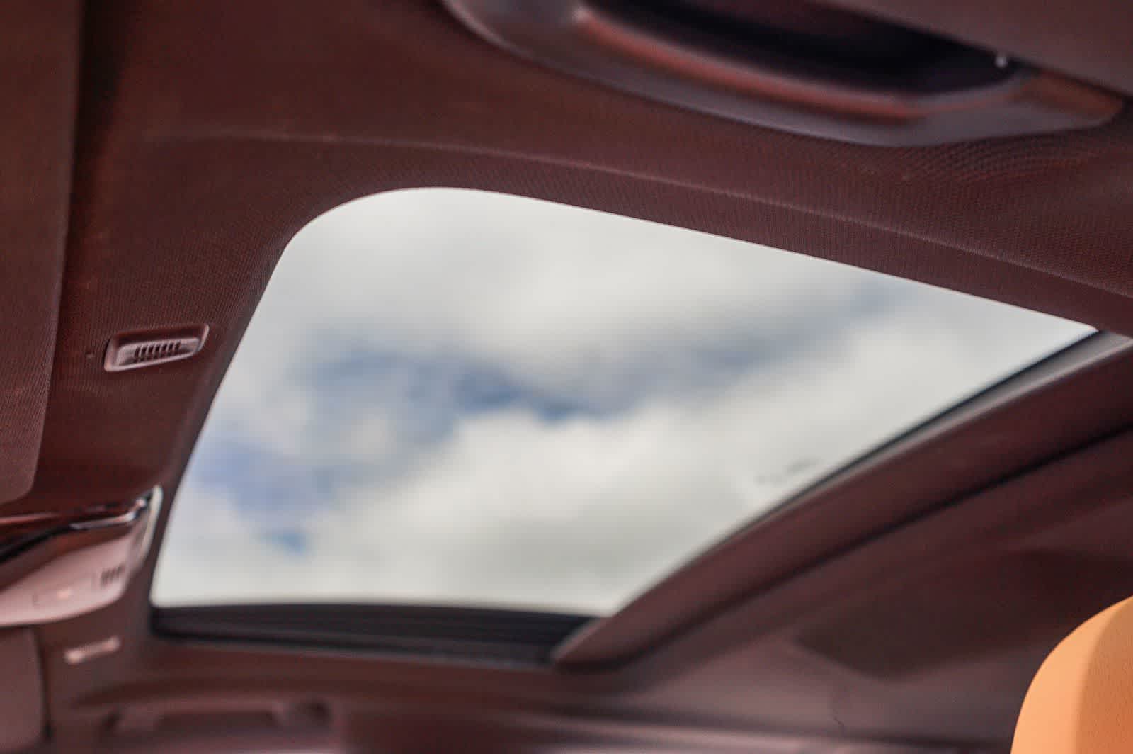 Thumbnail: 2019 BMW 5 Series - 23