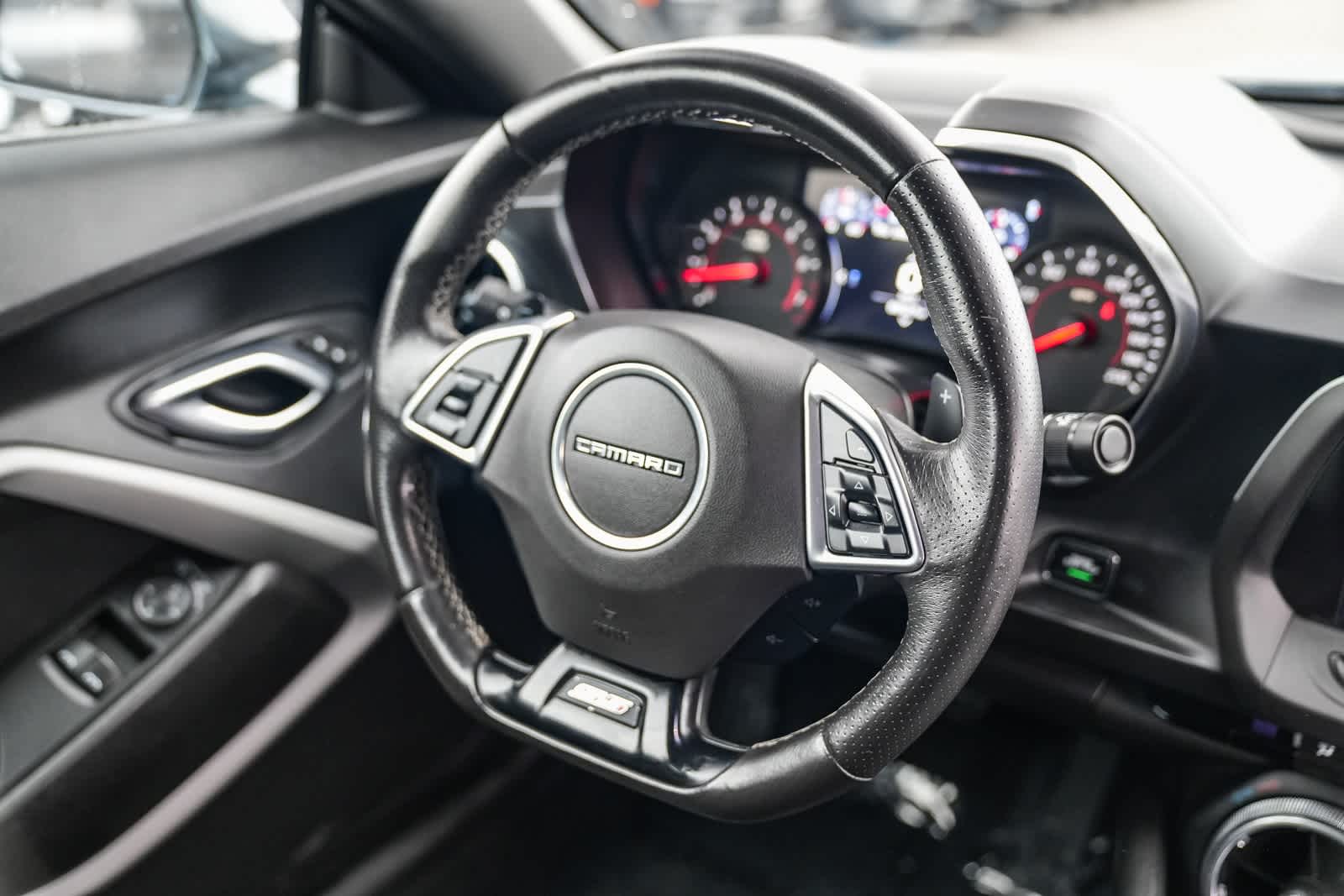 Thumbnail: 2019 Chevrolet Camaro - 15