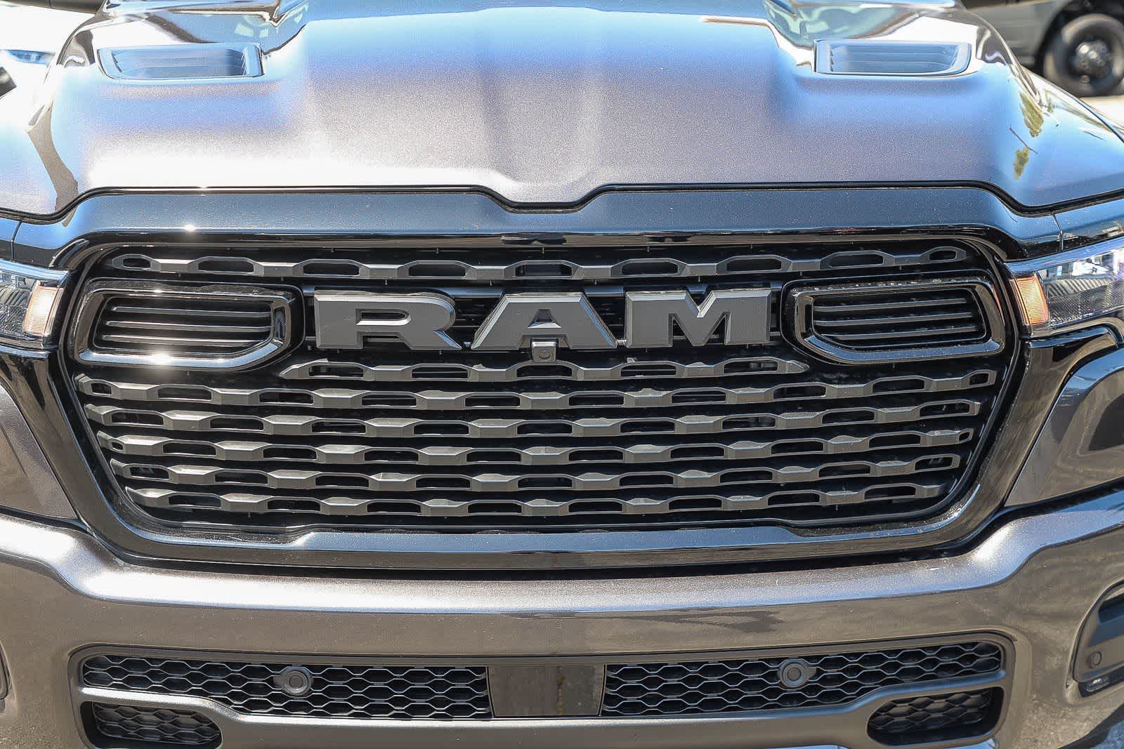 Thumbnail: 2026 RAM 1500 - 9