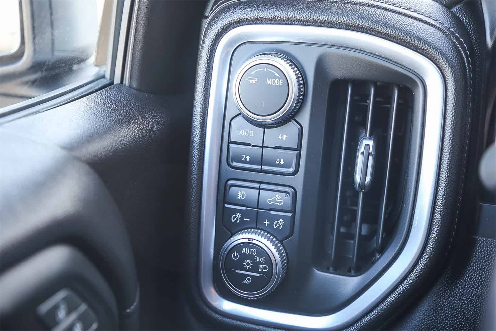 Thumbnail: 2020 GMC Sierra 1500 - 21