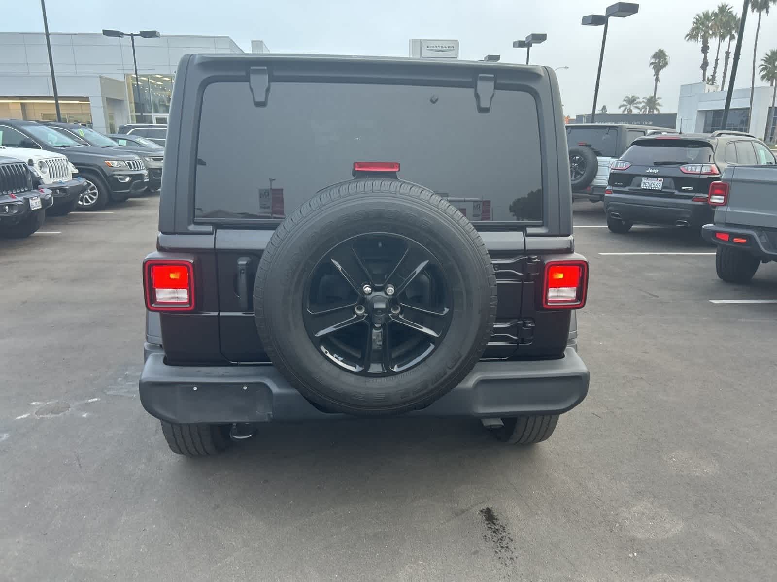 Thumbnail: 2022 Jeep Wrangler - 4