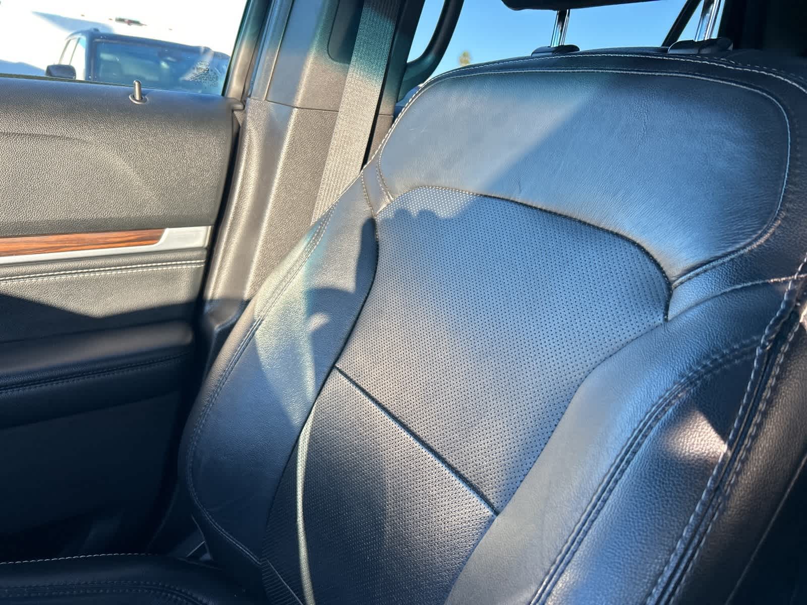 Thumbnail: 2017 Ford Explorer - 49