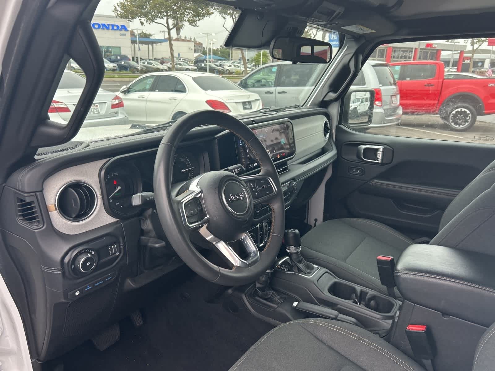 Thumbnail: 2024 Jeep Wrangler - 22