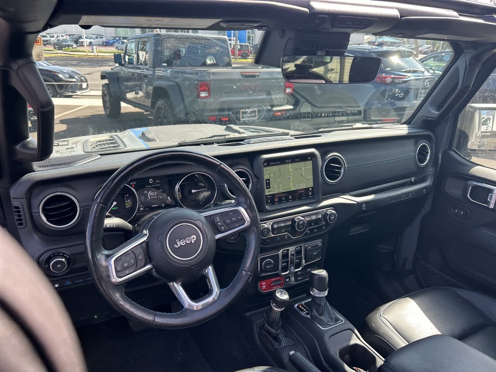 Thumbnail: 2023 Jeep Wrangler - 33