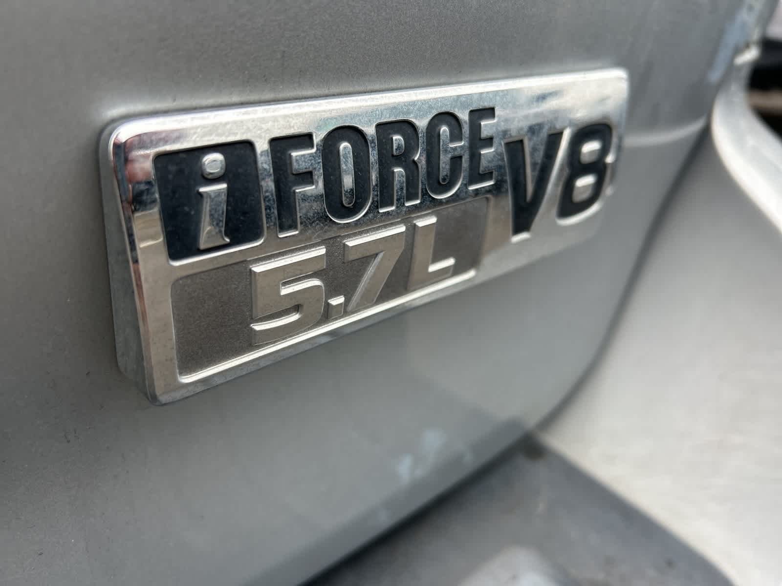 Thumbnail: 2015 Toyota Sequoia - 18