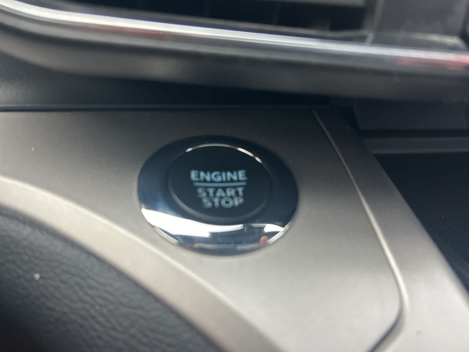 Thumbnail: 2022 Ford Explorer - 24