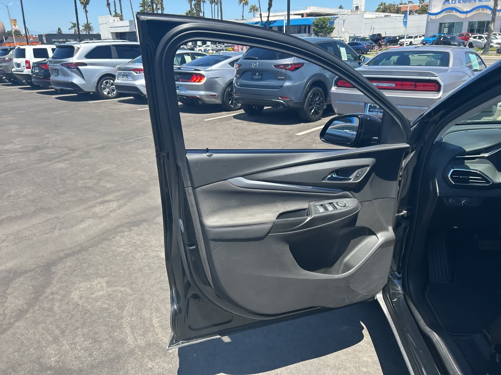 Thumbnail: 2022 Chevrolet Bolt EUV - 20