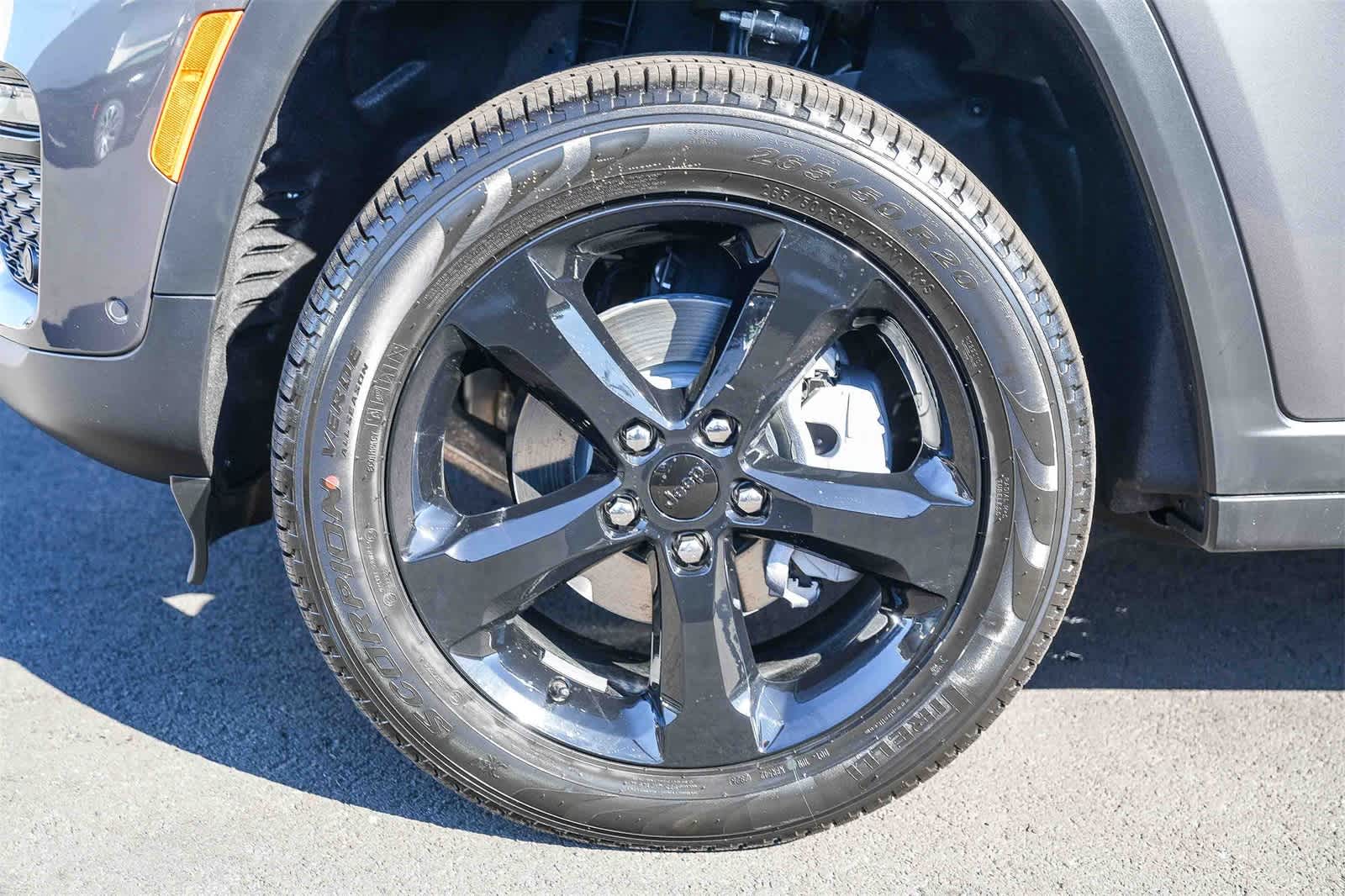 Thumbnail: 2025 Jeep Grand Cherokee - 9