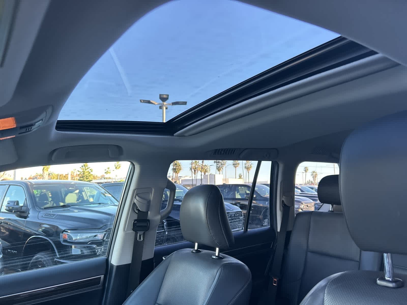 Thumbnail: 2016 Lexus GX - 26