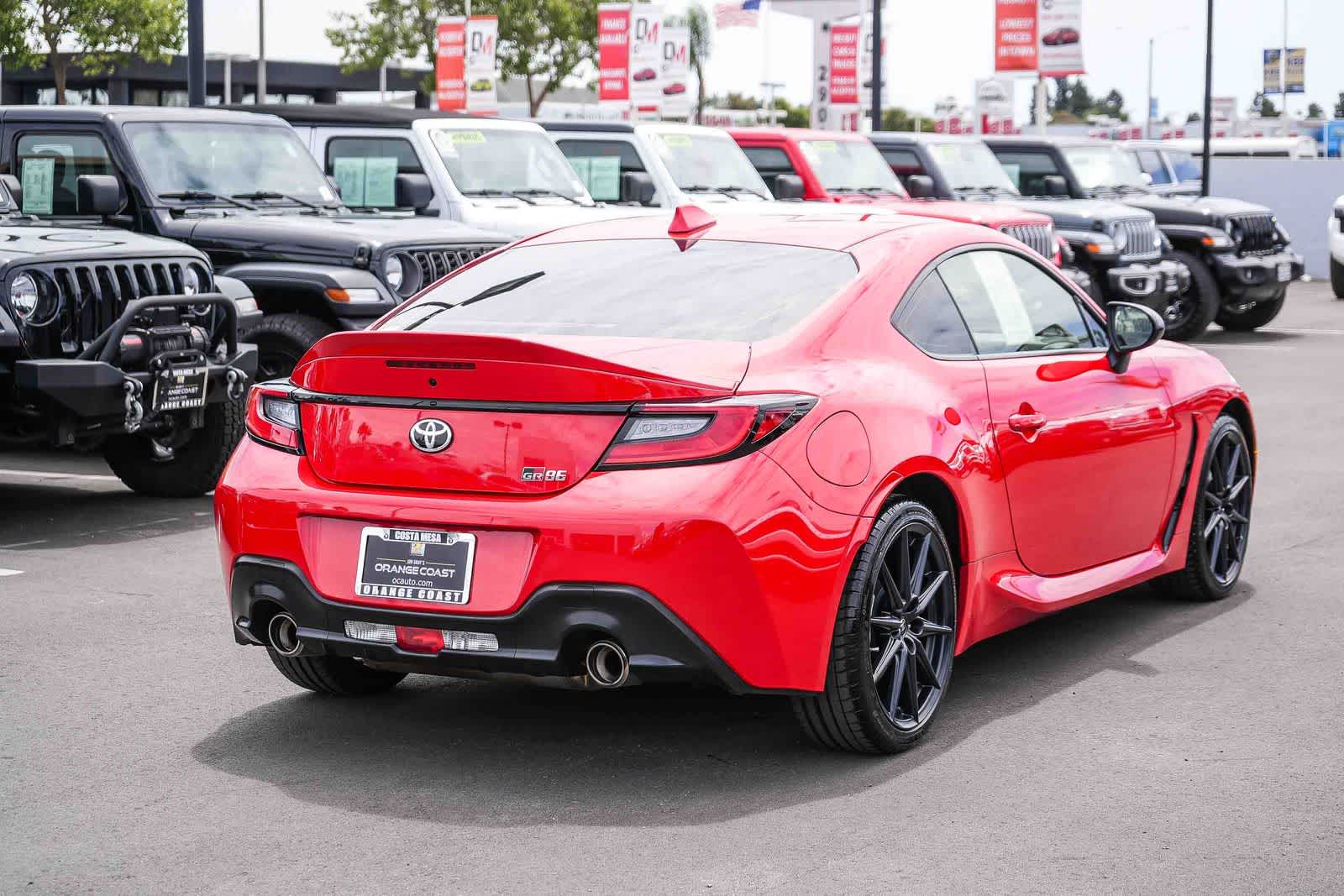 Thumbnail: 2023 Toyota GR86 - 4