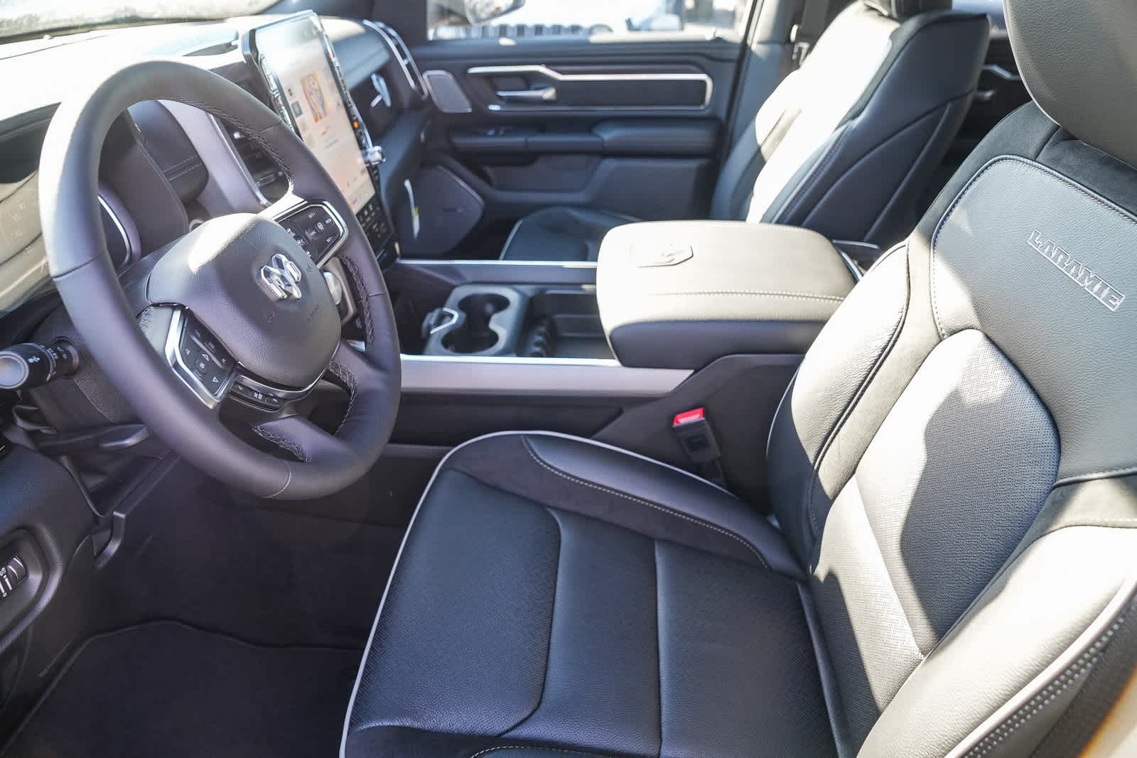 Thumbnail: 2026 RAM 1500 - 19