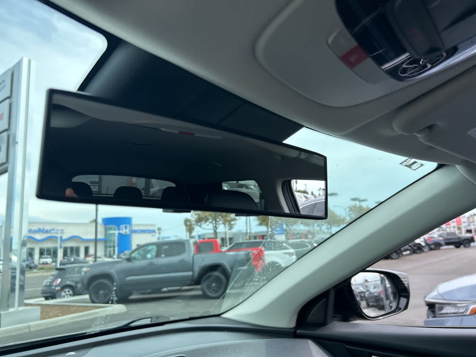 Thumbnail: 2022 Kia EV6 - 47