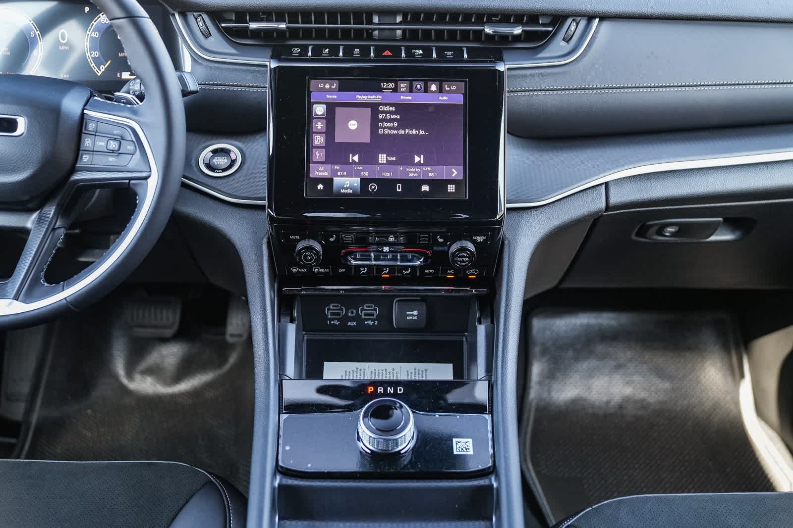 Thumbnail: 2025 Jeep Grand Cherokee L - 14