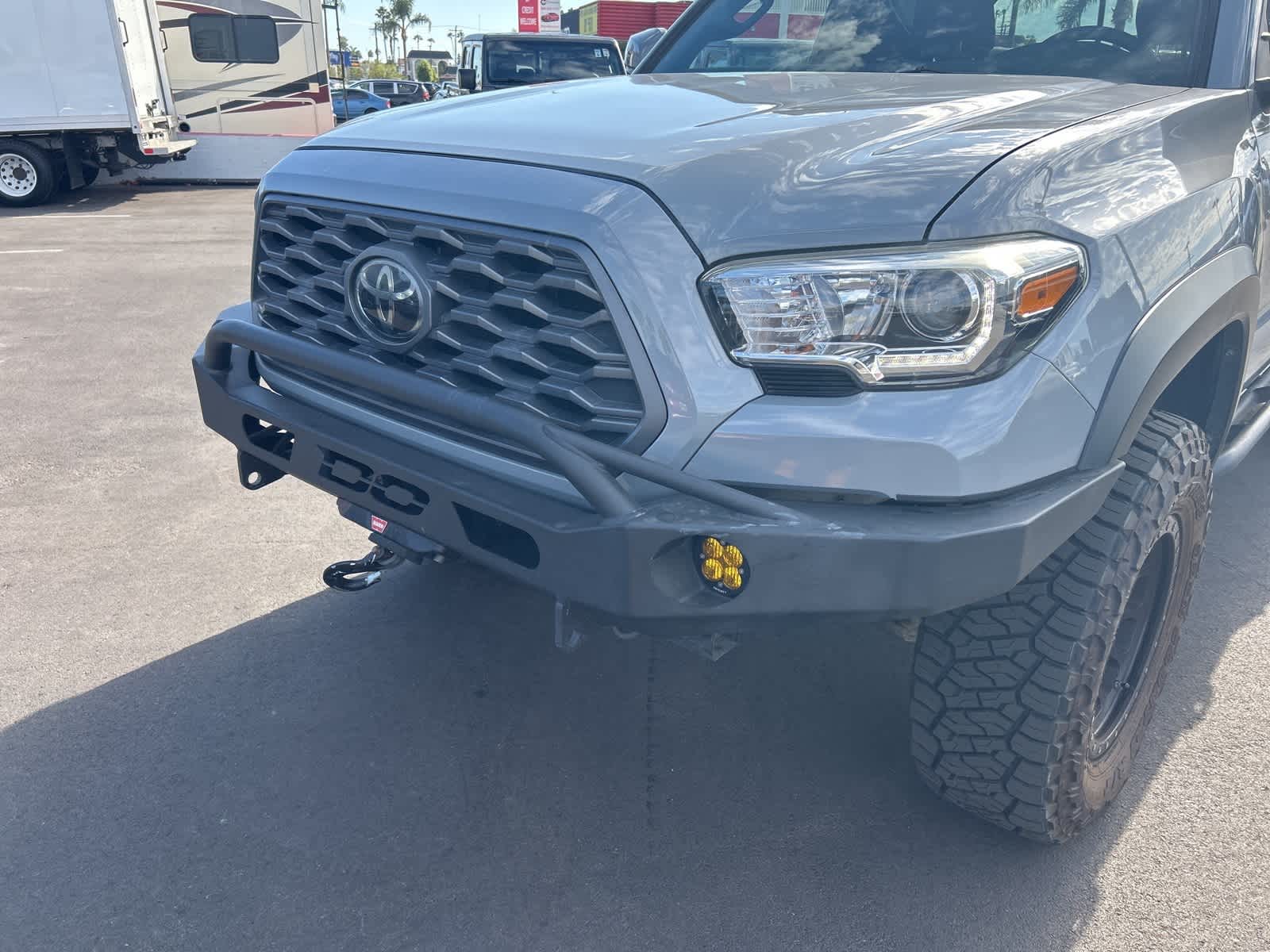 Thumbnail: 2018 Toyota Tacoma - 10