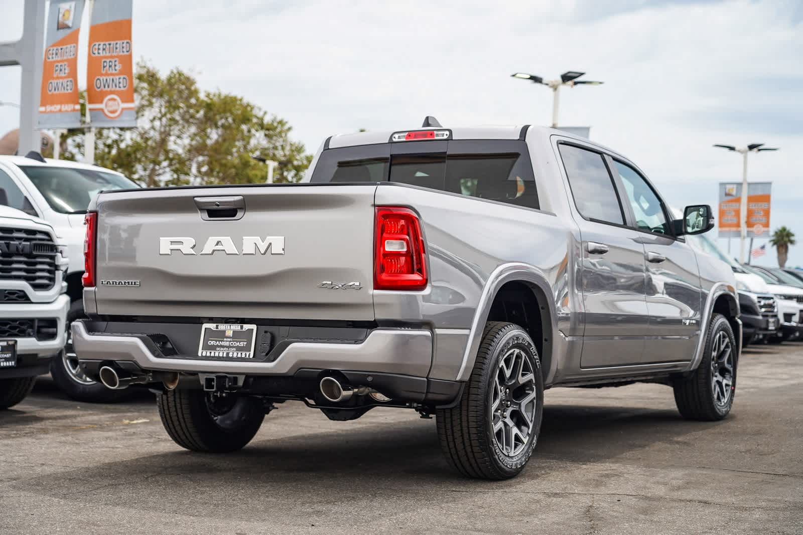 Thumbnail: 2026 RAM 1500 - 6