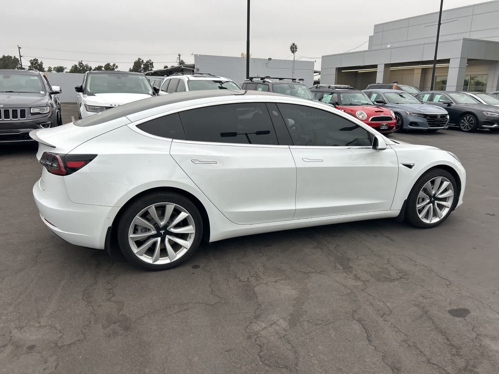 Thumbnail: 2018 Tesla Model 3 - 7