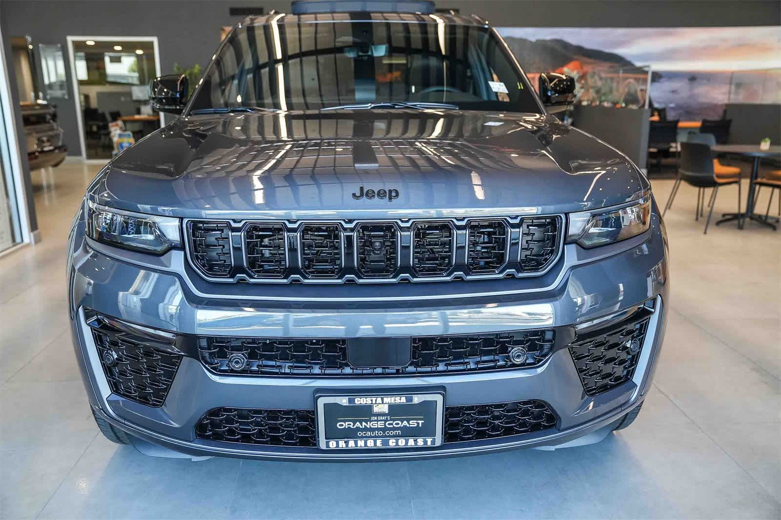 Thumbnail: 2026 Jeep Grand Cherokee - 2