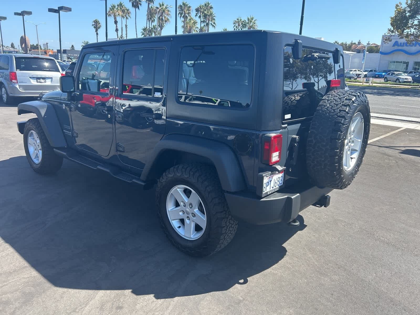 Thumbnail: 2017 Jeep Wrangler - 3
