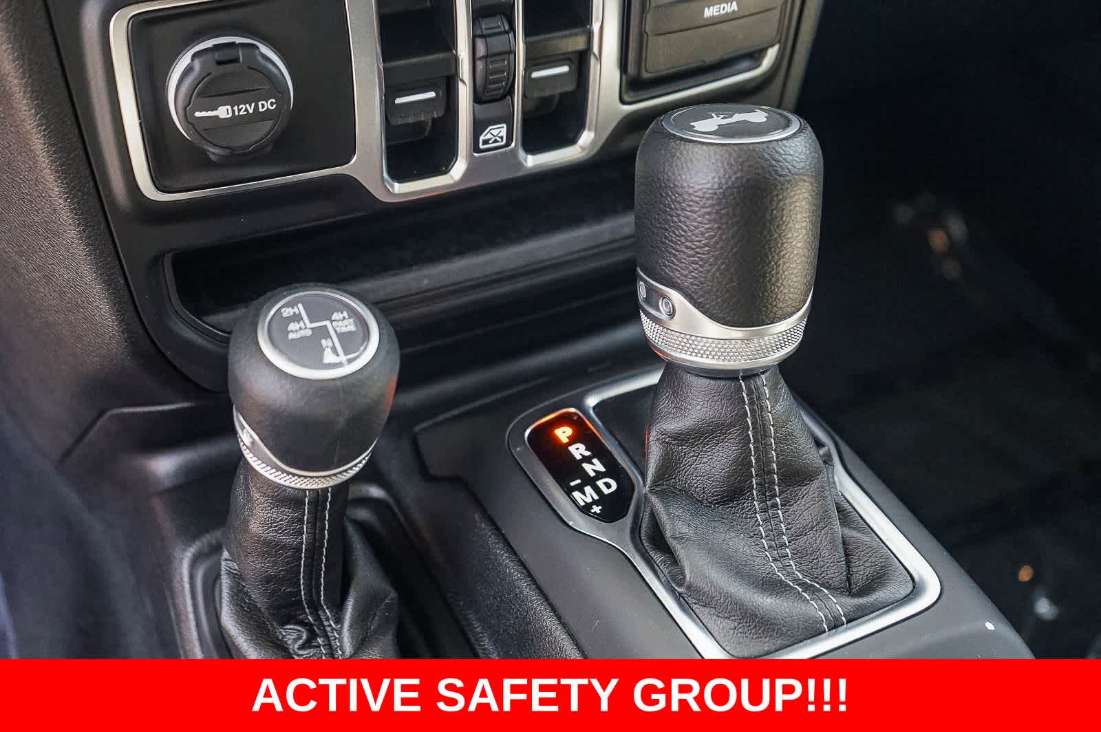 Thumbnail: 2025 Jeep Wrangler - 18