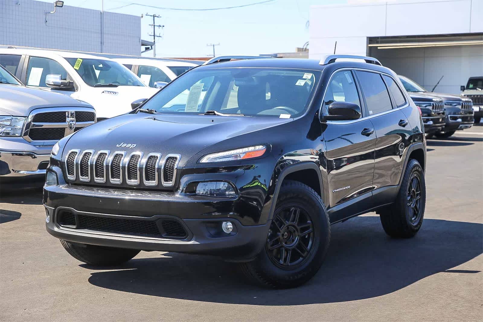 2016 Jeep Cherokee Latitude -
                  Costa Mesa, CA
