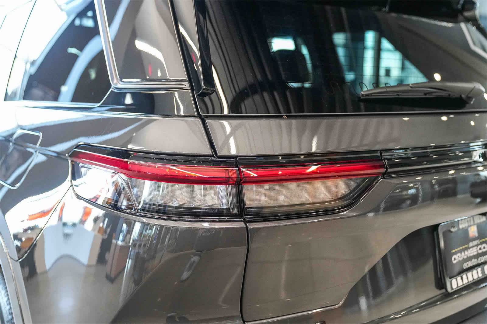 Thumbnail: 2026 Jeep Grand Cherokee - 7