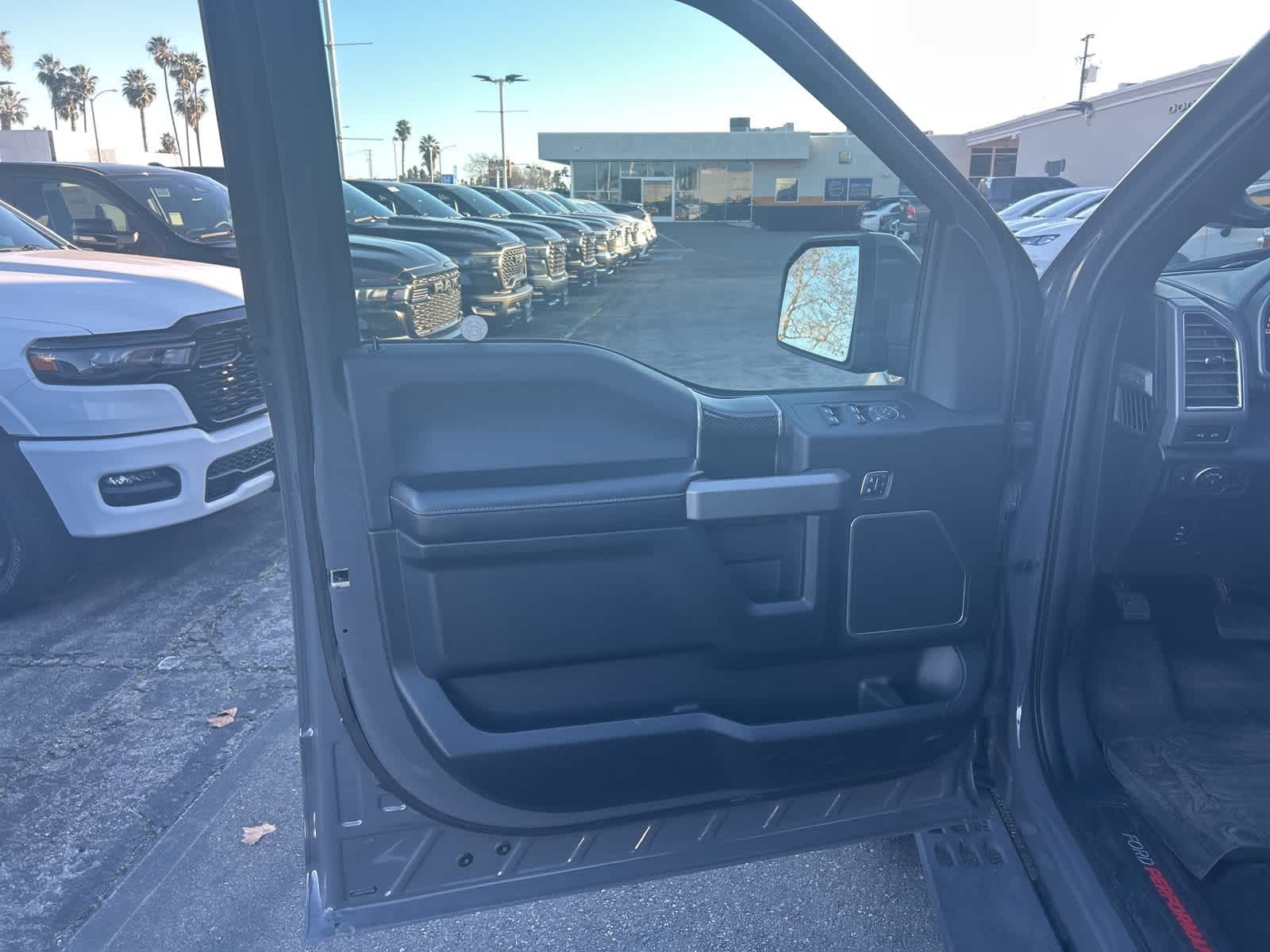 Thumbnail: 2018 Ford F-150 - 30