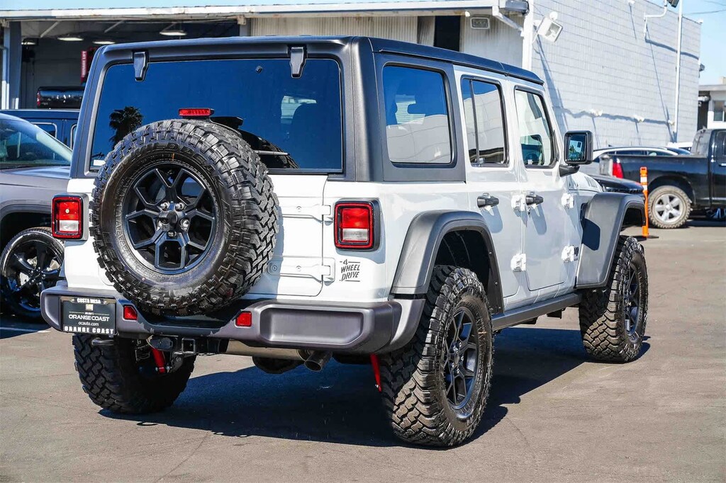 New 2026 Jeep Wrangler Sport SUV